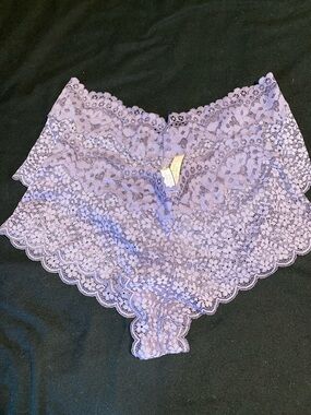 NWT women’s Victoria’s Secret Boyshort Panty - Lavender